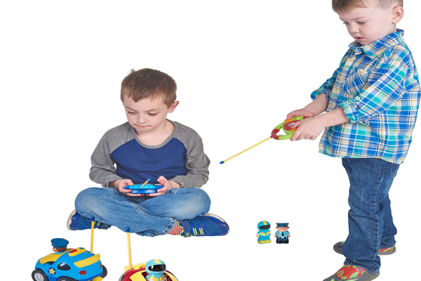 Usia - Mobil Mainan Remot Control, Pilihan Hadiah Terbaik untuk Anak Segala Usia