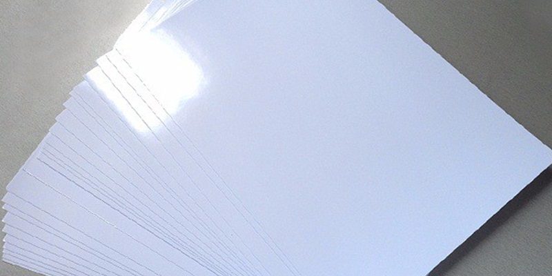 Memberikan Kesan Lux pada Hasil Cetak - 5 Keunggulan Kertas Art Paper dalam Dunia Percetakan