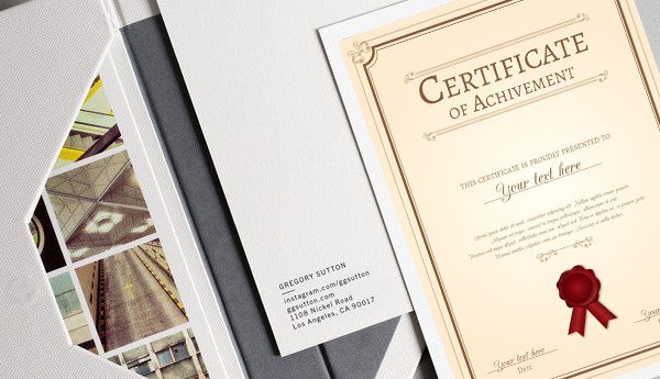 Kertas karton untuk mencetak undangan dan sertifikat - Ini 5 Kegunaan Kertas Karton dalam Industri Percetakan