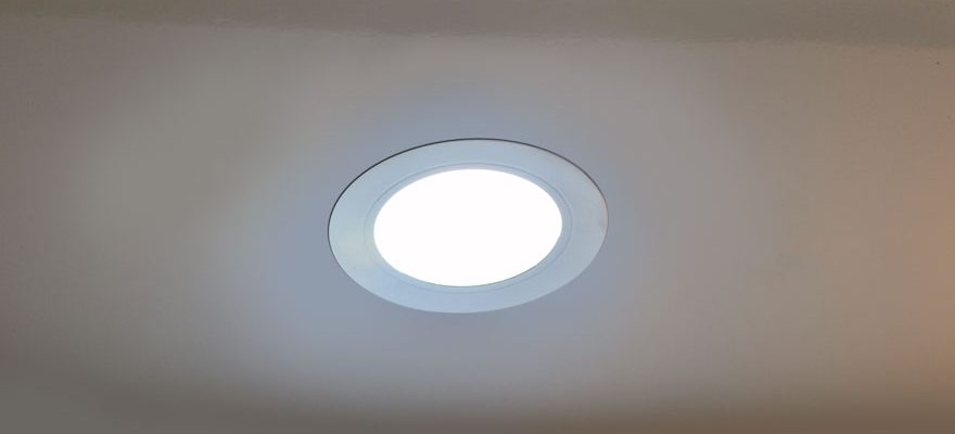 lampu downlight