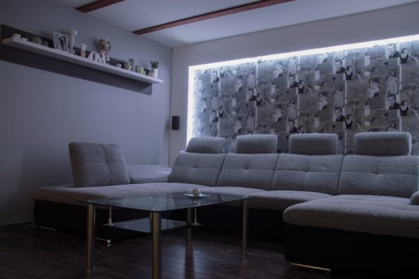 Tampilkan Keunikan Ruangan dengan Backlighting - Mengenal Jenis dan Trik Tata Lampu untuk Rumah Modern - pimp-dein-haus.com