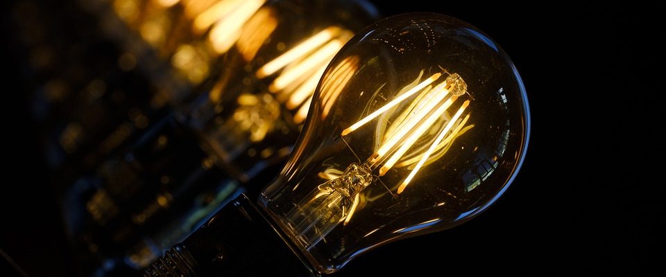 lampu jalan - Hal yang Harus Diperhatikan Saat Memilih Lampu Jalan - pixabay.com