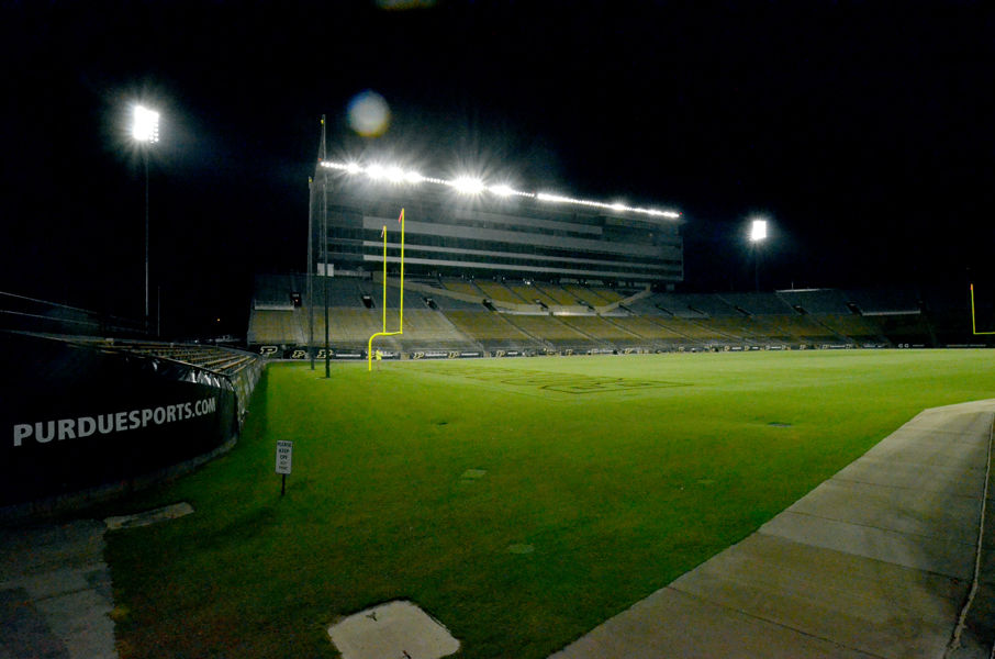 Lampu Tembak Difungsikan untuk Menerangi Jalan - Inilah Fungsi Lampu Tembak yang Perlu Anda Ketahui - remotecontroleverything.com