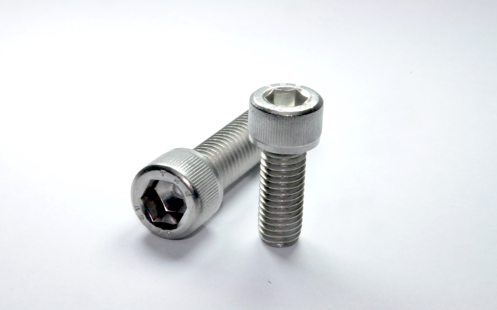 Baut Gypsum Baut Gypsum