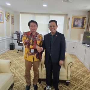 Pakar izin dengan bapak Amir Uskara wakil ketua MPR RI sekaligus wakil ketua komisi XI DPR RI